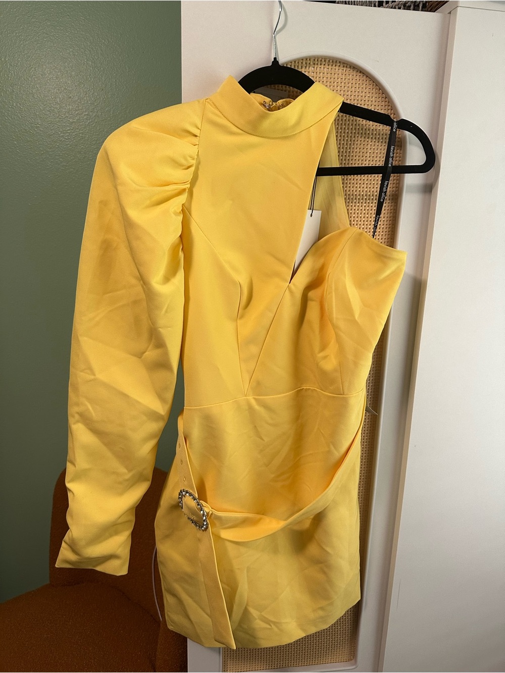 Lavish Alive: Yellow One-Shoulder Puff Sleeve Mini Dress